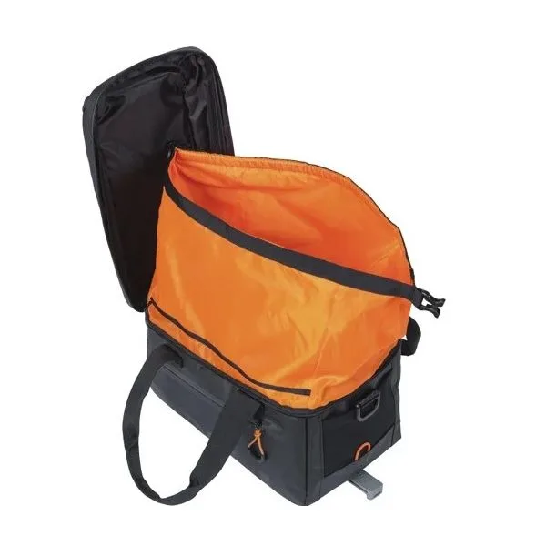 Bagagedragertas Basil Miles Tarpaulin MIK 7 liter  zwart/oranje — foto 4